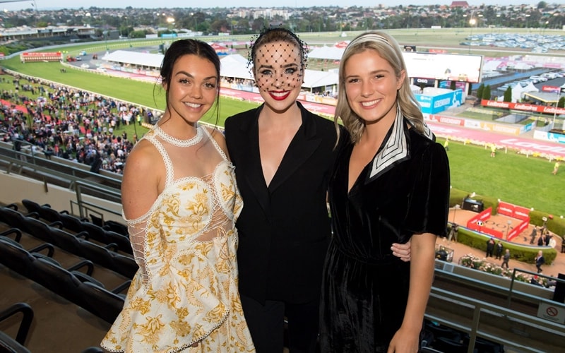 cp-carnival-hub-page_web_800x500_contractor-only